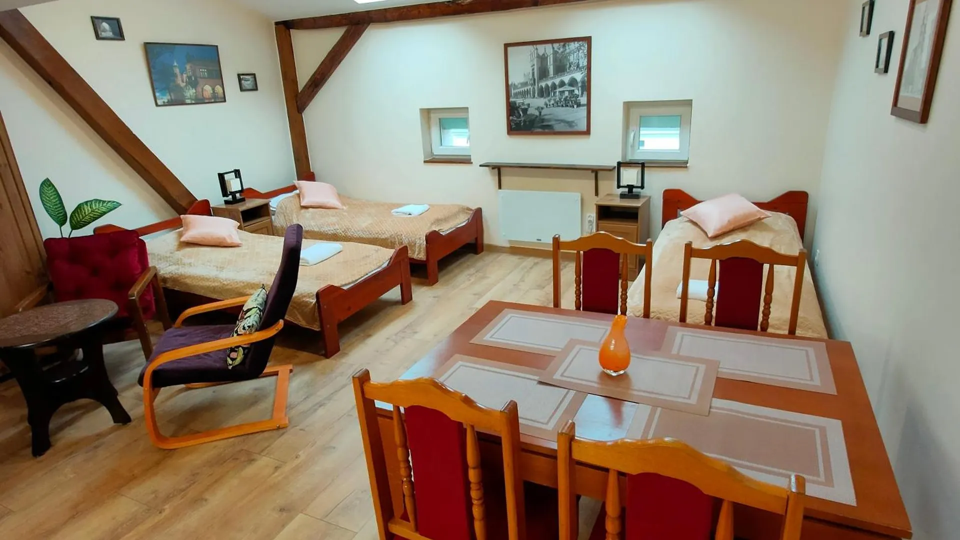 Krakow Old Town Apartment